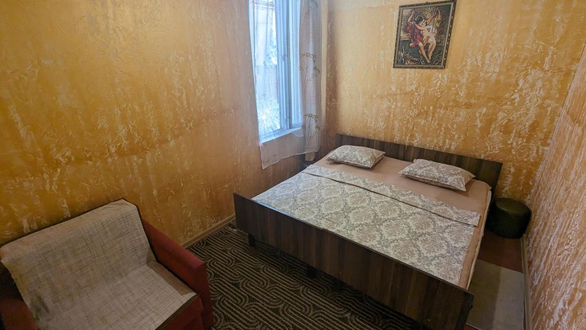 Mano'S Guest House Kobuleti Eksteriør billede